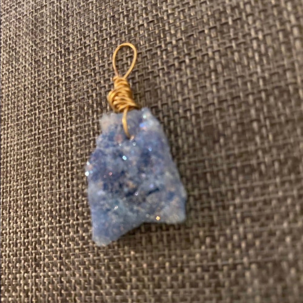 Pendant - Picture 2 of 2